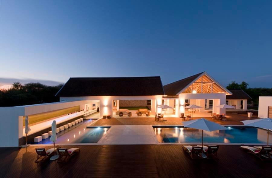 Emanya@Etosha Villa Namutoni Exterior photo